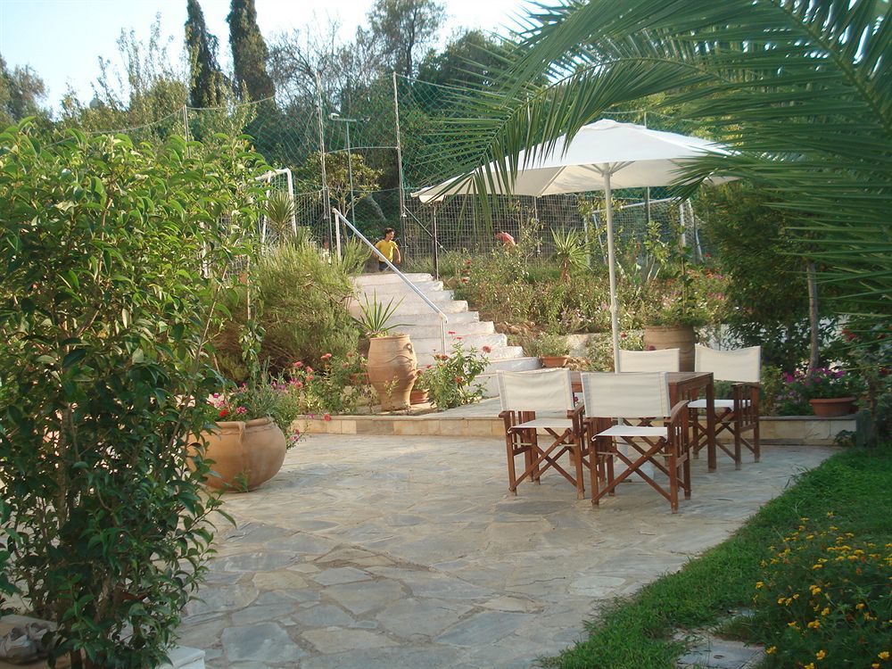 Villa Avra Dassia  Bagian luar foto